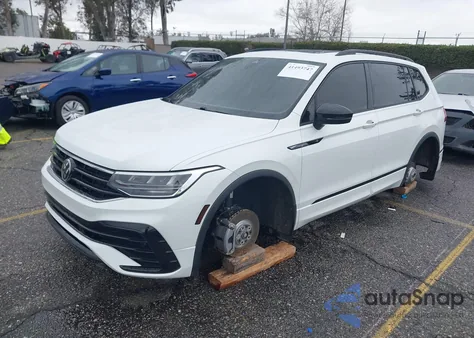 2023 Volkswagen Tiguan 2.0T Se R-Line Black z USA, uszkodzony, nr VIN 3VVCB7AX3PM133002